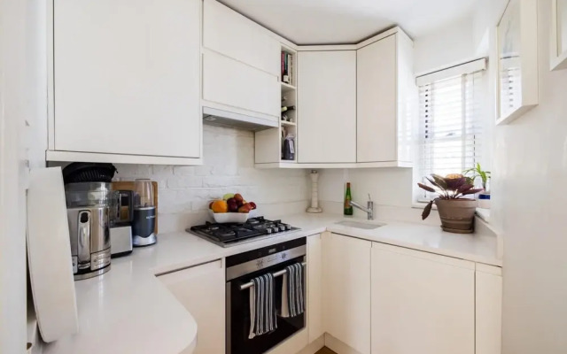 Unique Light-filled House - Primrose Hill