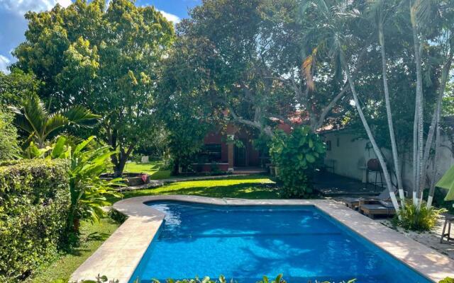 Casa Siloe + Pajarera/ Piscina compartida