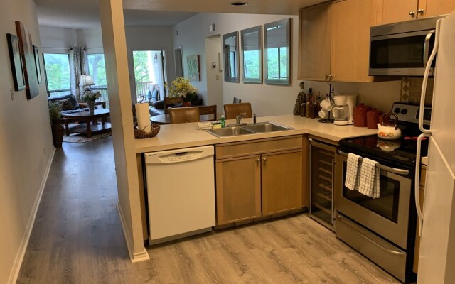 Treetop Villa IC 215