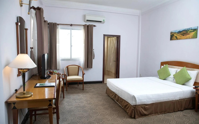 Liberty Hotel Saigon Parkview