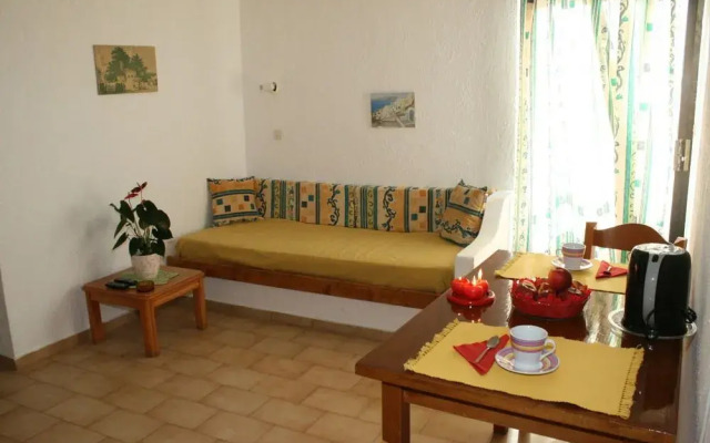 Blue Bay Apartments