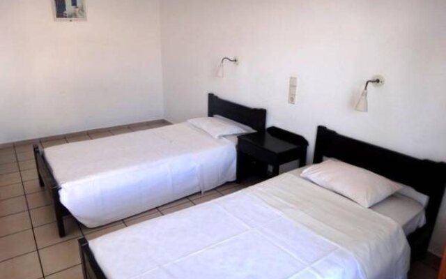 Maria Hotel Apartments And Studios