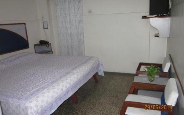 Arun Hotel
