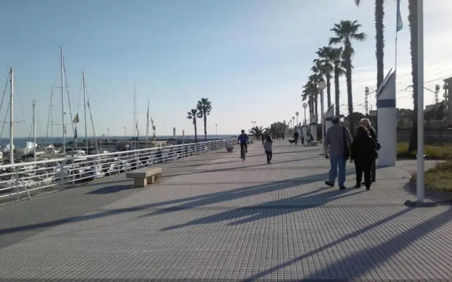 Sea And Pool Apartment 2