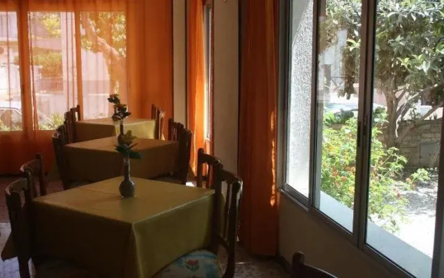 Hostal Torre Mar