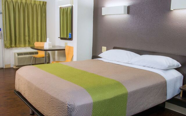 Studio 6 San Antonio, TX - Lackland AFB