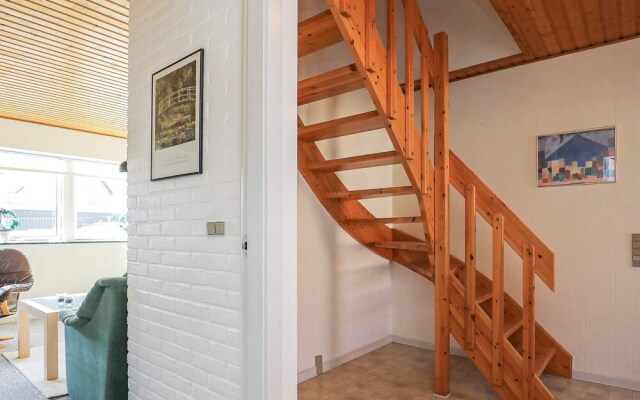 6 Person Holiday Home in Marstal
