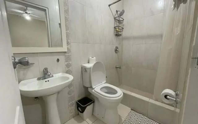 Pool and Jacuzzi Vacation Home