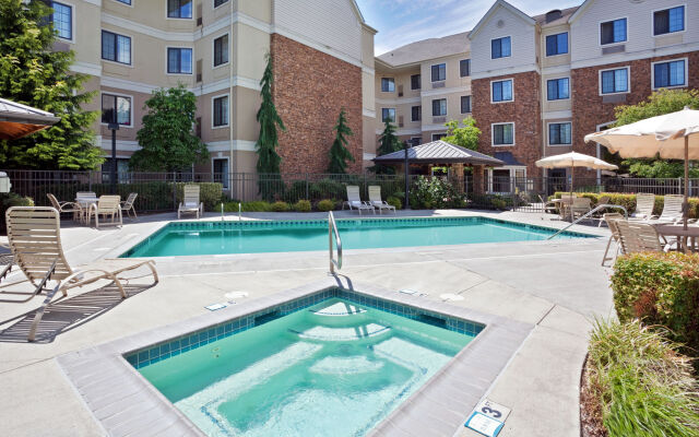 Sonesta ES Suites Portland Vancouver 41st Street