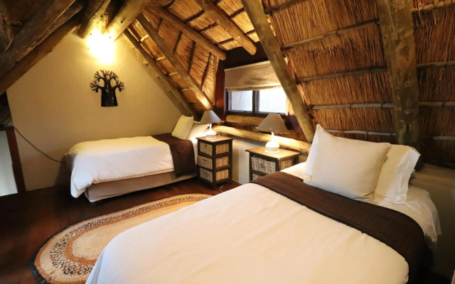 Giraffe Lodge