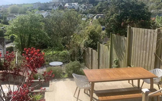Mevagissey Holiday Home - sea View and Parking