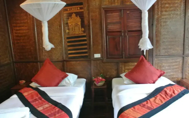 Mekong Riverside Lodge