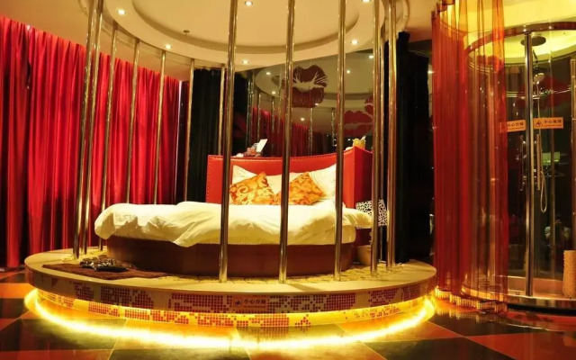 Ainors Hotel