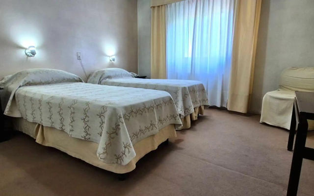 Hotel Puerta del Sol