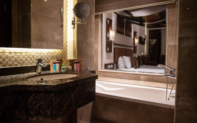 Africana Hotel & Spa