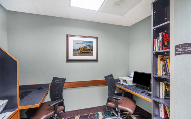 Staybridge Suites Memphis - Poplar Ave East by IHG