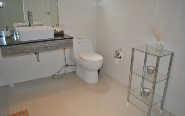 Coconut Bay Club Suite 201