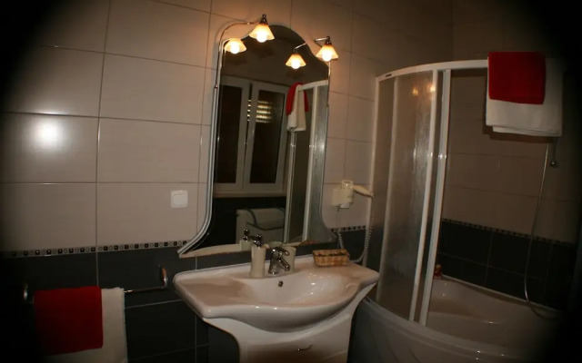 Apartments and Rooms LEA