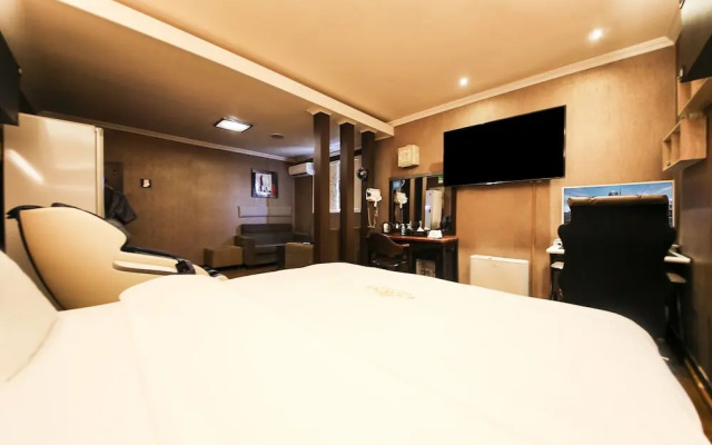 Cheongju Coco Hotel