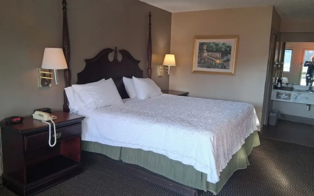 Oak Tree Inn