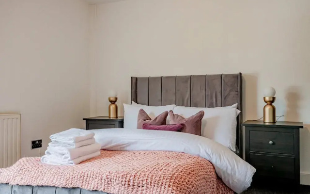 Host Stay Park Street Abode