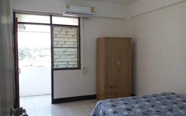 Natcha Place Thammasat Rangsit