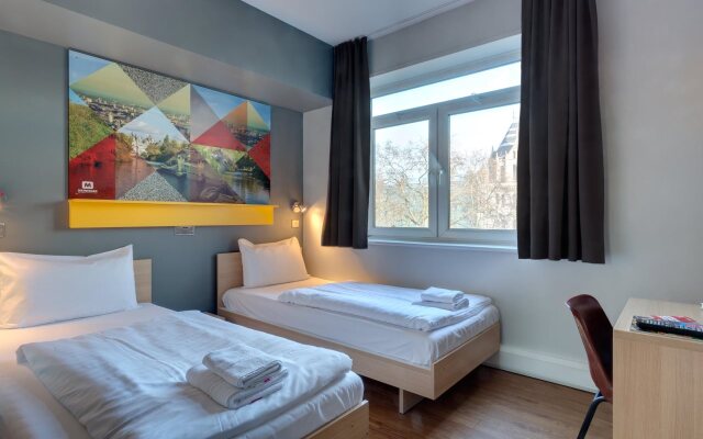 MEININGER Hotel London Hyde Park - Hostel