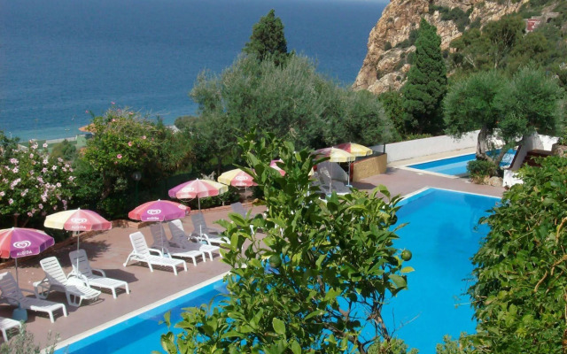 Hotel Villaggio Capo Alaua