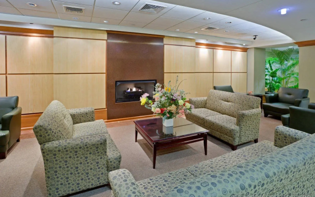 DoubleTree by Hilton Providence Airport Warwick