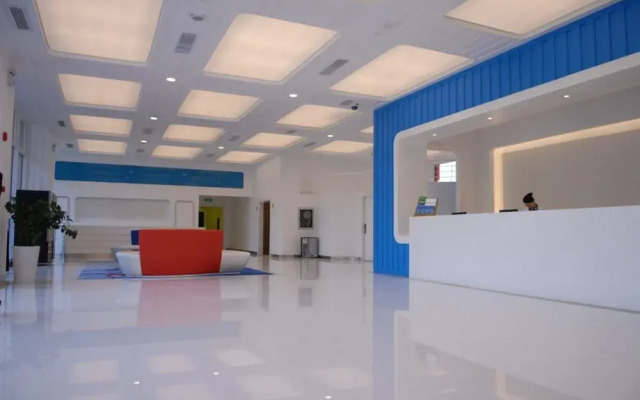 Oct East Cargo Hostel