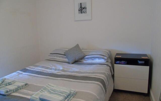 Snug Krayr Apartment