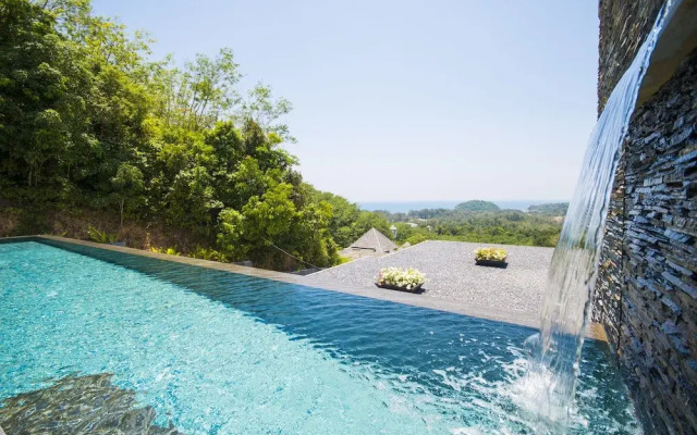 Luxury Hillside Residence at Bangtao