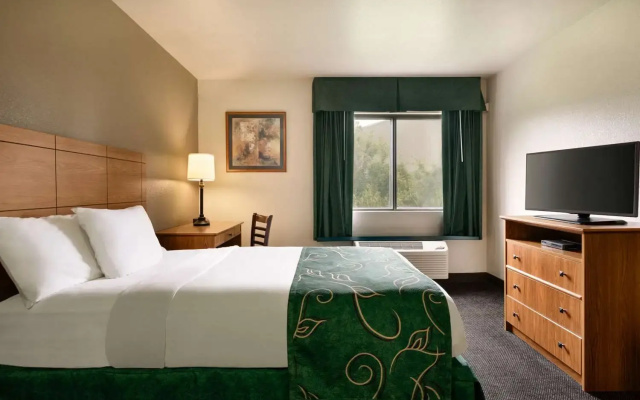 Baymont Inn And Suites Dexter