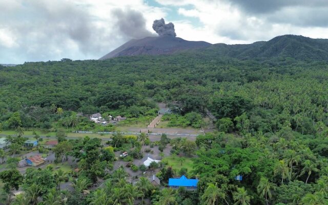 Thomas yasur view lodge
