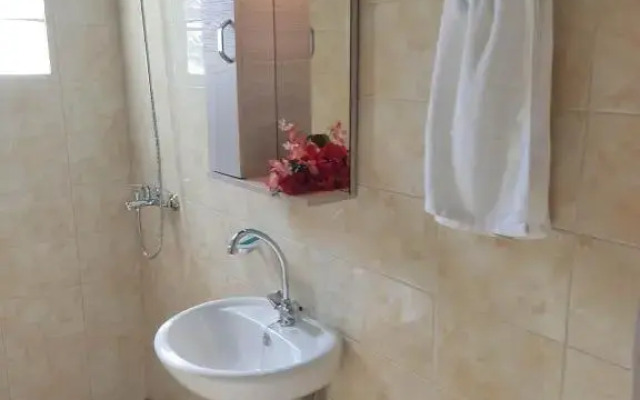 Marie-Angela HOUSE ARILLAS