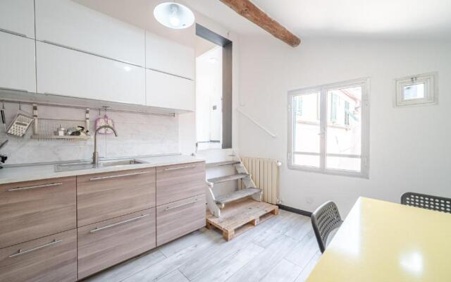 NEW!Apt 2 min walk from the Beach of Voltri