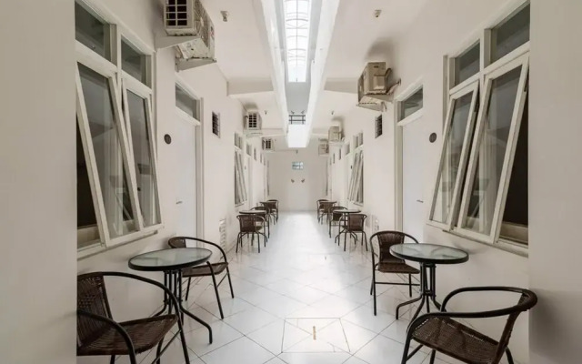 RedDoorz Syariah @ Wisma Arya 2