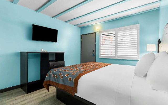 NOHO Hotel near Universal Studios Hollywood