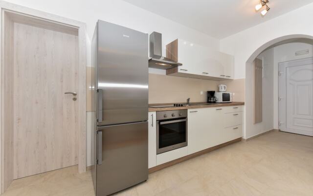 Apartments Ana