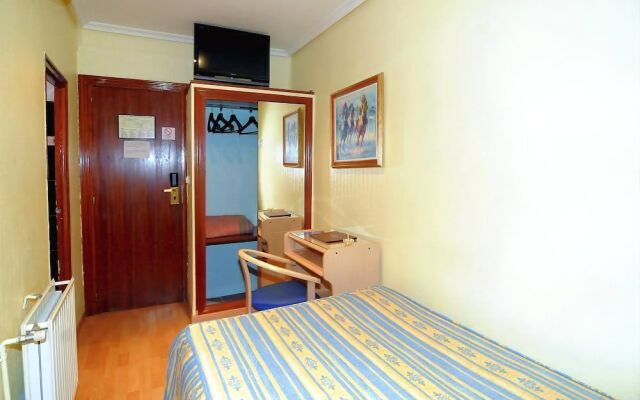 Hostal Plaza DOrt