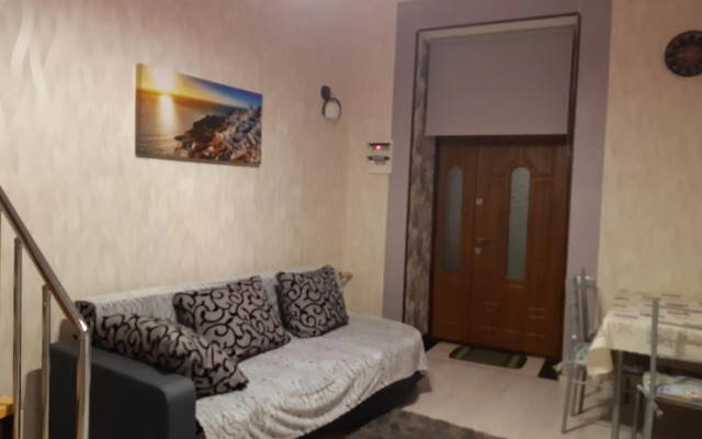 Квартира студія подобово 3