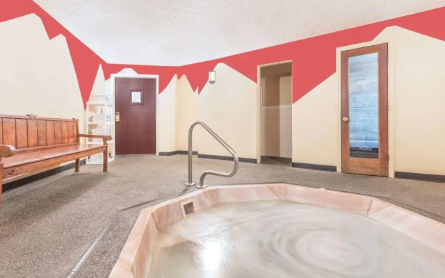 OYO Hotel Spokane North