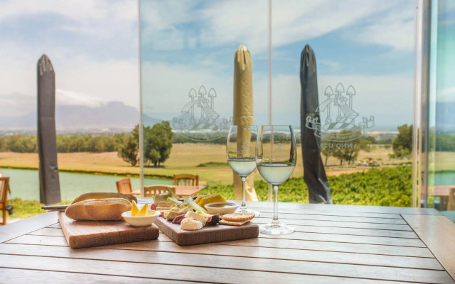 Burgundy Luxury Apartments