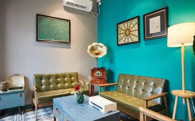 Yinian Hostel