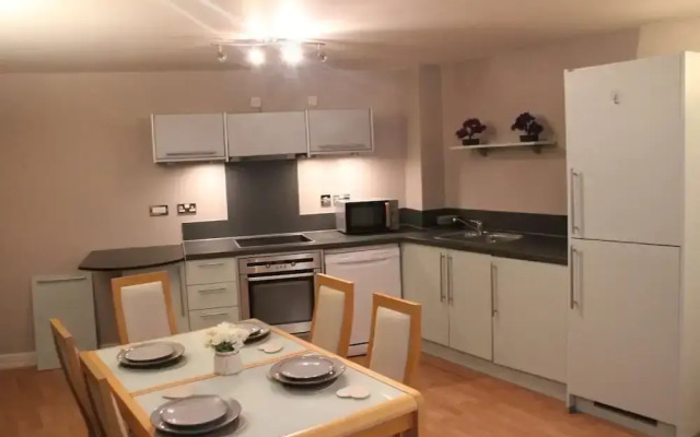 Nottingham Hill Apartment Retreat