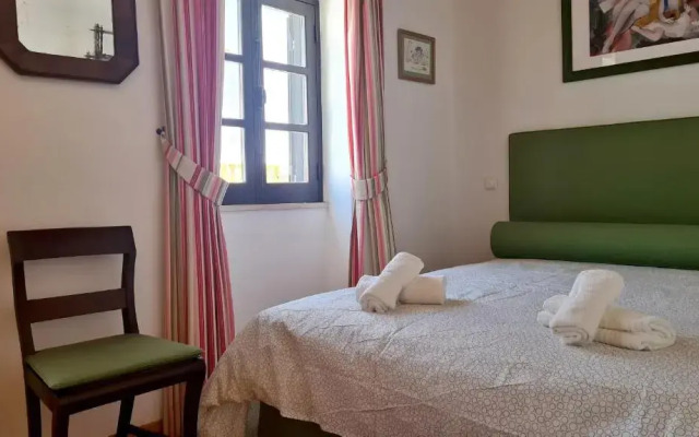 Albufeira Beach Cliffs House