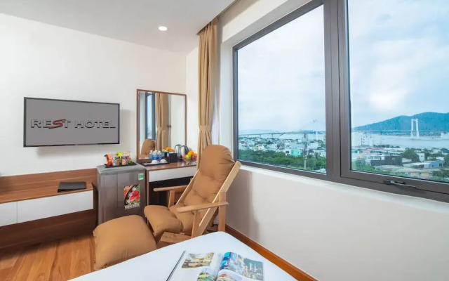 Rest Hotel & Apartment