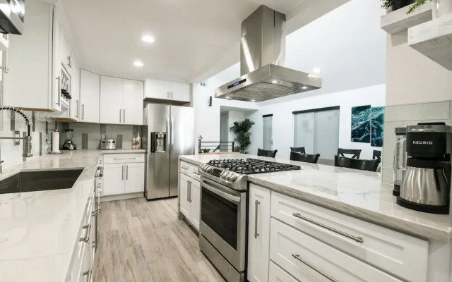 36th St (68238)