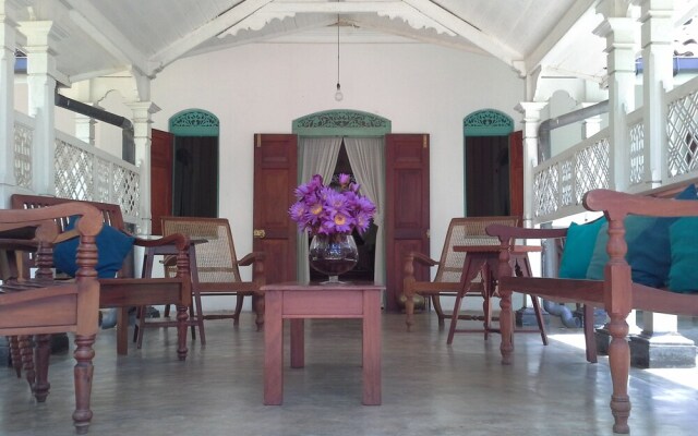 Cadjan Sacred Anuradhapura
