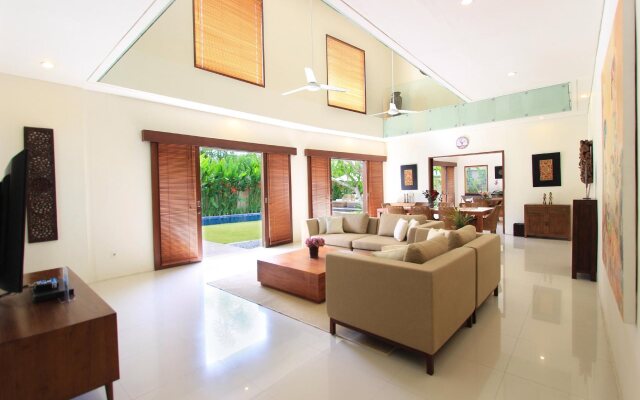 Villa Damaya